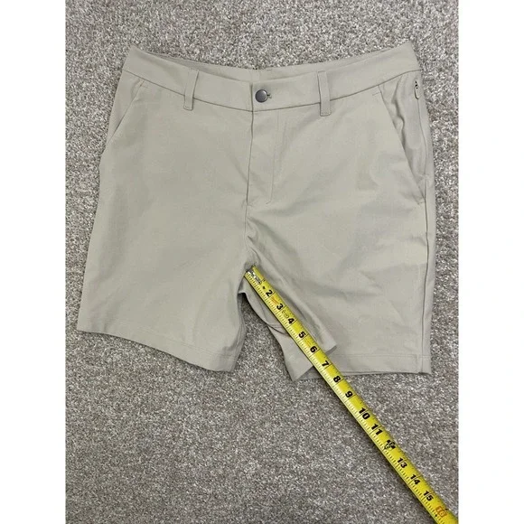 Lululemon Commission‎ Relaxed Fit Khaki Chino Shorts  Inseam Men's Size 32 - Picture 5 of 11
